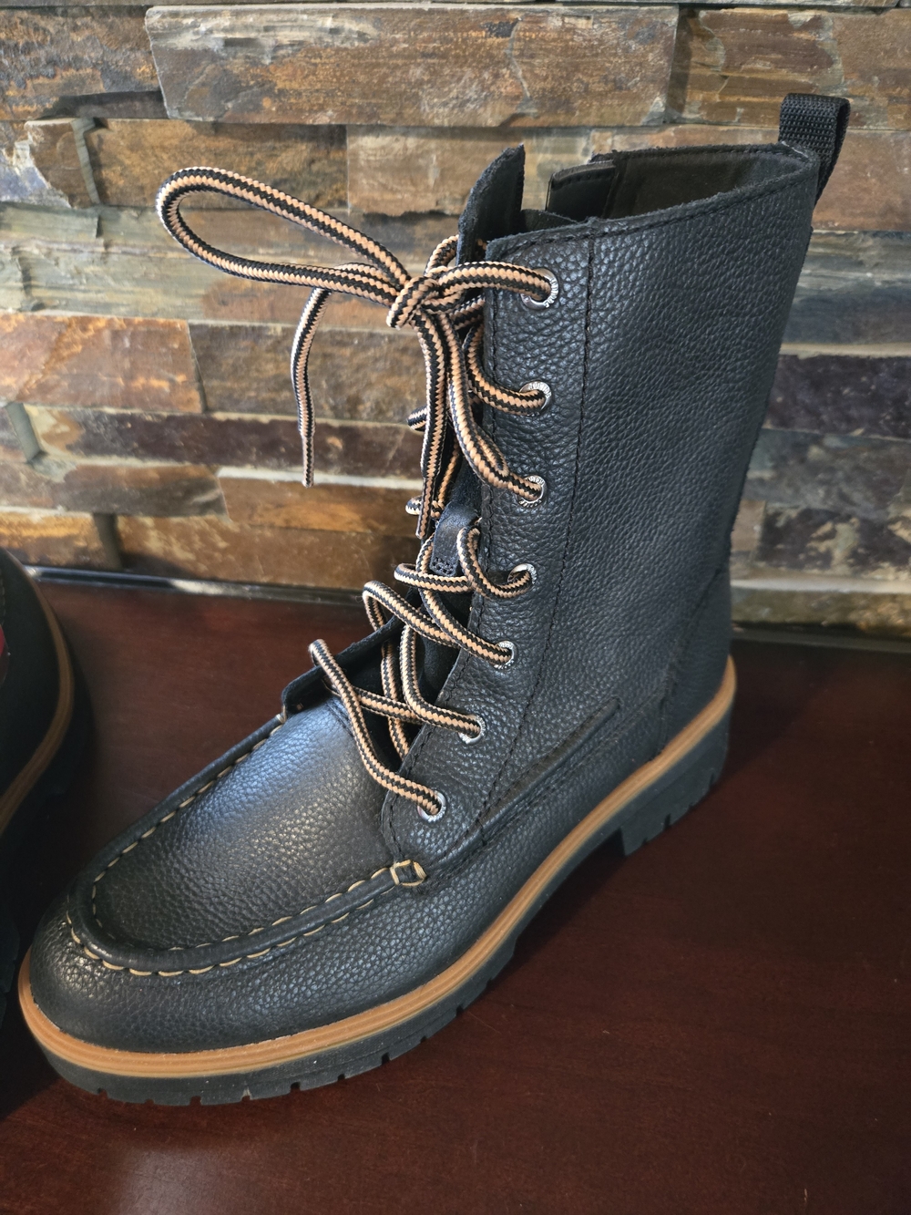 Kodiak Womens Black Leather Lace-Up Boots with Tan Trim - Picture 4 of 7